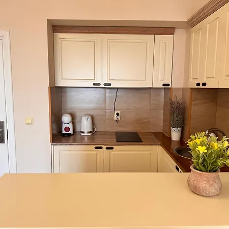 Apartment White Rock Castle - Pool & Balchik