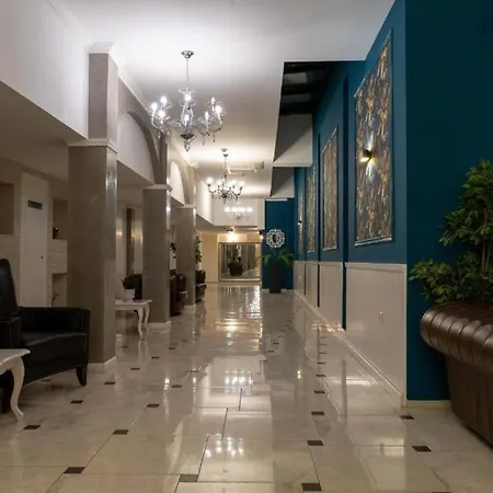 White Rock Castle - Pool & Apartment Balchik