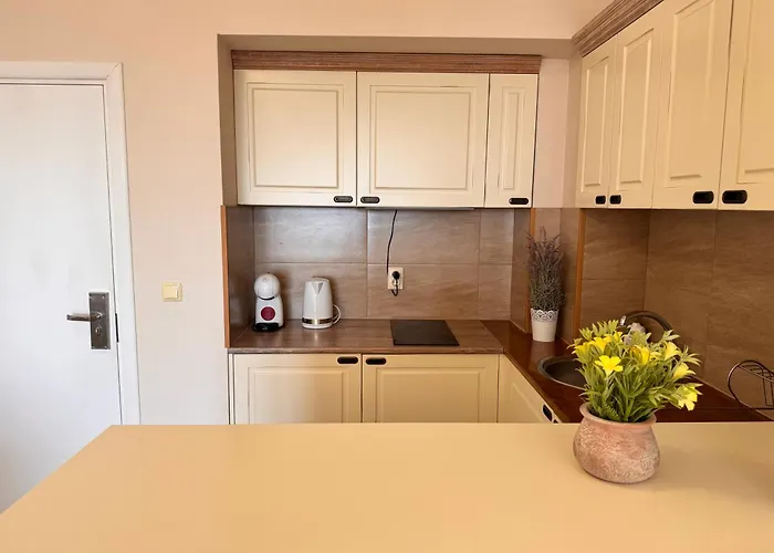 Apartment White Rock Castle - Pool & Balchik