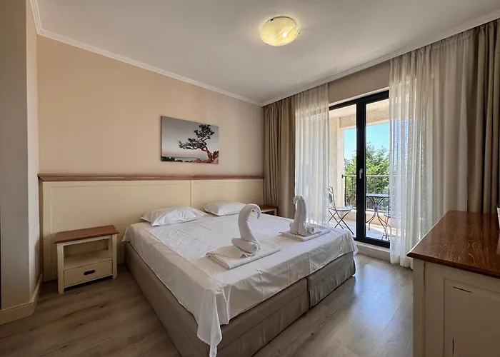 White Rock Castle - Pool & Balchik