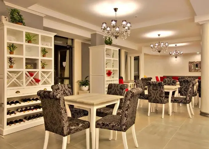 Apartment White Rock Castle - Pool & Balchik